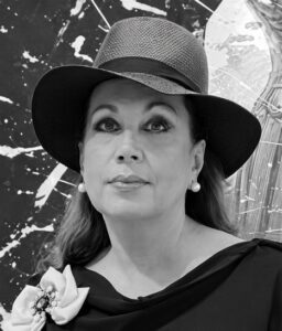 Cecilia Casadei, critica e curatrice d'arte, già vicepresidente dell'Accademia di Belle Arti di Urbino